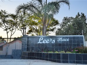 2 Bed Simplex in The Reeds