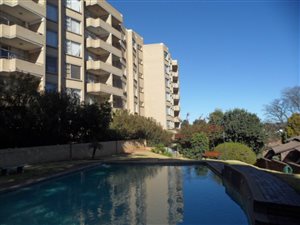 3 Bed Apartment in Bramley Park