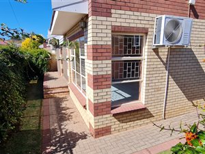 2 Bed Townhouse in Pentagon Park