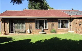 3 Bedroom House in Falcon Ridge