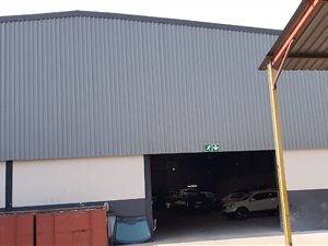 1800 m² Commercial space in Koedoespoort Industrial