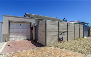 2 Bedroom House in Victoria Park