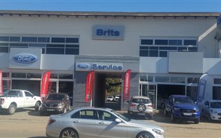 800 m² Commercial space in Brits
