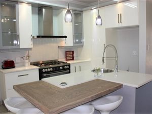 3 Bed House in Rietvalleirand