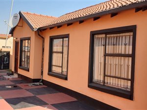 3 Bed House in Leondale
