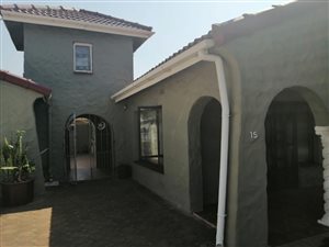 5 Bed House in Isipingo Beach