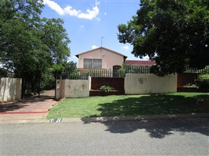 4 Bed House in Ridgeway