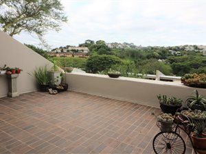 3 Bed Duplex in Sunningdale