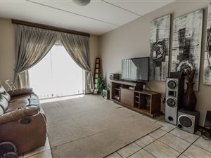 2 Bed Apartment in Danie Taljaard Park