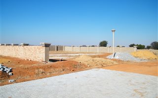 1042 m² Land available in Flamwood