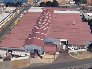1500 m² Industrial space in Elandsfontein AH