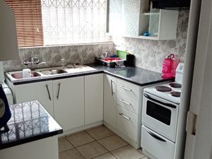2 Bed Apartment in Parow