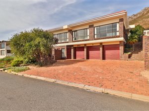 3 Bed House in Mountainside
