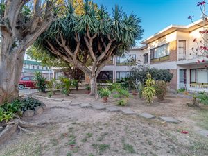 3 Bed Flat in Beacon Bay