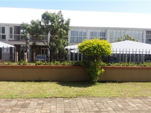 2 Bed Apartment in Point Waterfront
