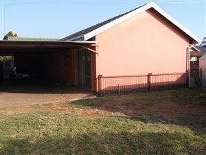 2 Bed House in Jan Niemand Park