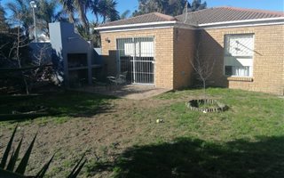 2 Bedroom Townhouse in Vredekloof Heights
