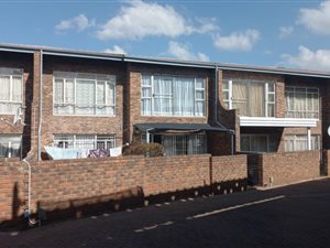 2 Bed Townhouse in Brackendowns