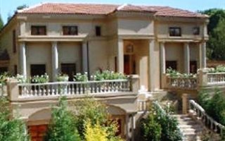 3 Bedroom House in Green Pastures