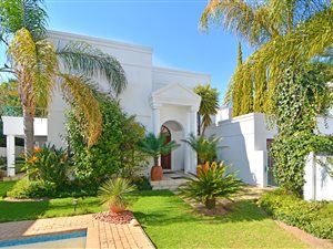 3 Bed House in Halfway Gardens