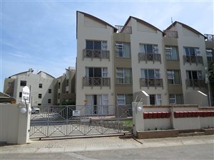 2 Bed Apartment in Boland Park