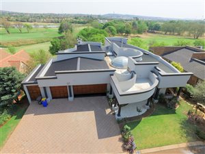 4 Bed House in Centurion Golf Estate