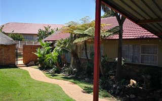 3 Bedroom House in Woodmere