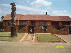 3 Bed House in Geluksdal