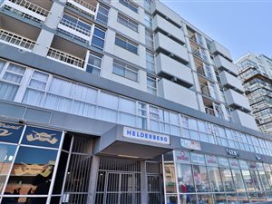 3 Bed Apartment in Strand Central