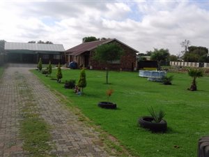 2.2 ha Farm in Panorama