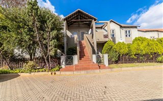 3 Bedroom Townhouse in Magaliessig