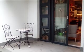 2 Bedroom Apartment in Rosebank