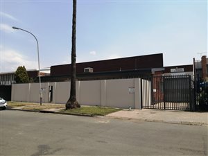 1275 m² Industrial space in Reuven