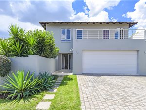 3 Bed House in Stone River Estate