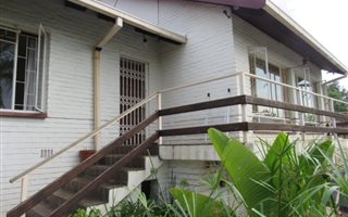 2 Bedroom Garden Cottage in Lukasrand