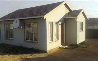 2 Bedroom House in Klarinet
