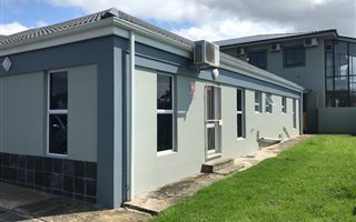 56 m² Commercial space in Vincent