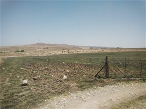 4000 m² Land available in Kaydale