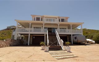 3 Bedroom House in Yzerfontein