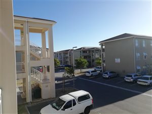 2 Bed Apartment in Surrey Estate