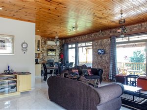 4 Bed House in Morningside