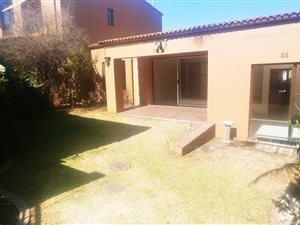 2 Bed Townhouse in Bryanston West