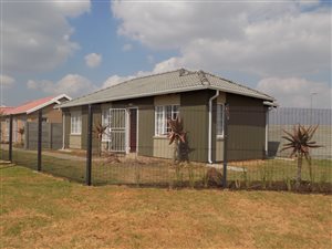 3 Bed House in Orange Farm