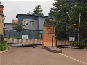 3 Bed House in Rietvalleirand