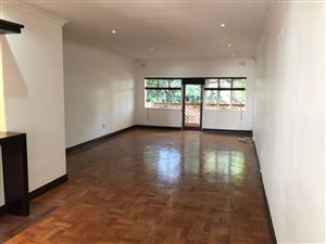 3 Bed Apartment in Melrose
