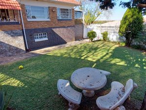 3 Bed House in Mayfair West