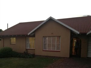 3 Bed Townhouse in Simmerfield