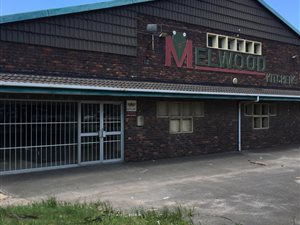 760 m² Commercial space in Arboretum