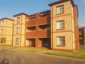 2 Bed Apartment in Randpark Ridge