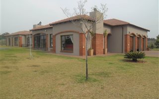 4 Bedroom House in Bredell AH
